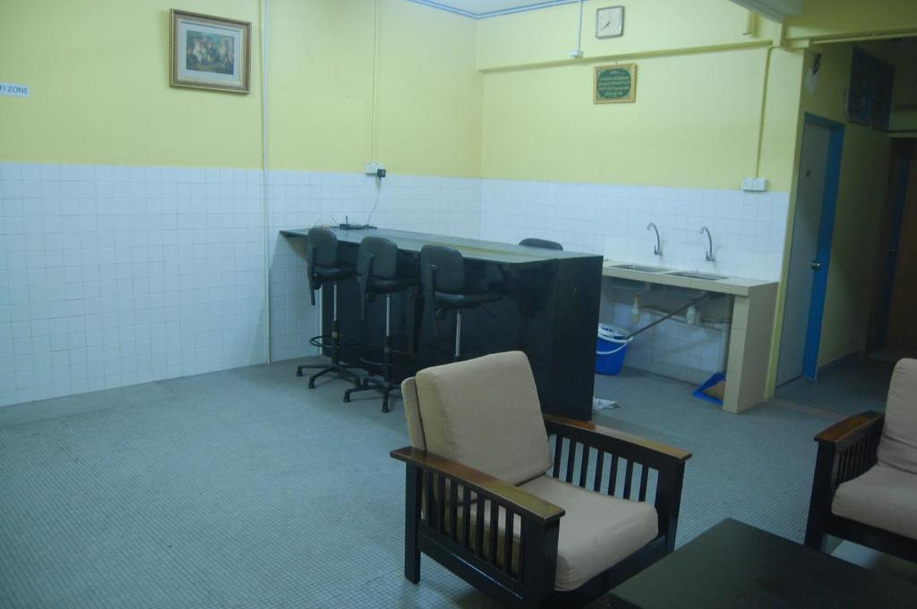 Yellow Mansion Hotel Малакка Экстерьер фото